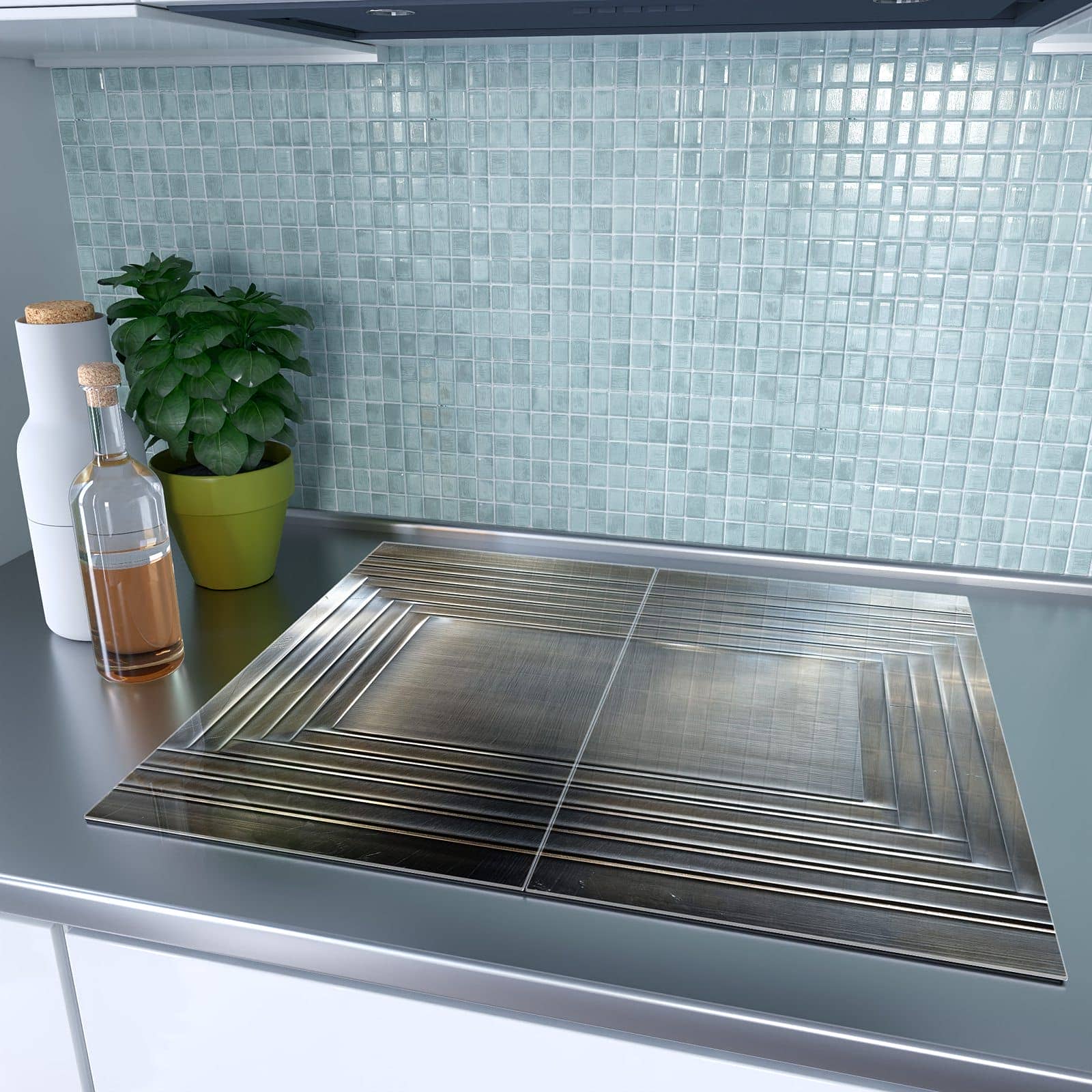 2-teilige Ceranfeld Abdeckplatten mit Metallrahmen-Motiv auf dem Ceranfeld