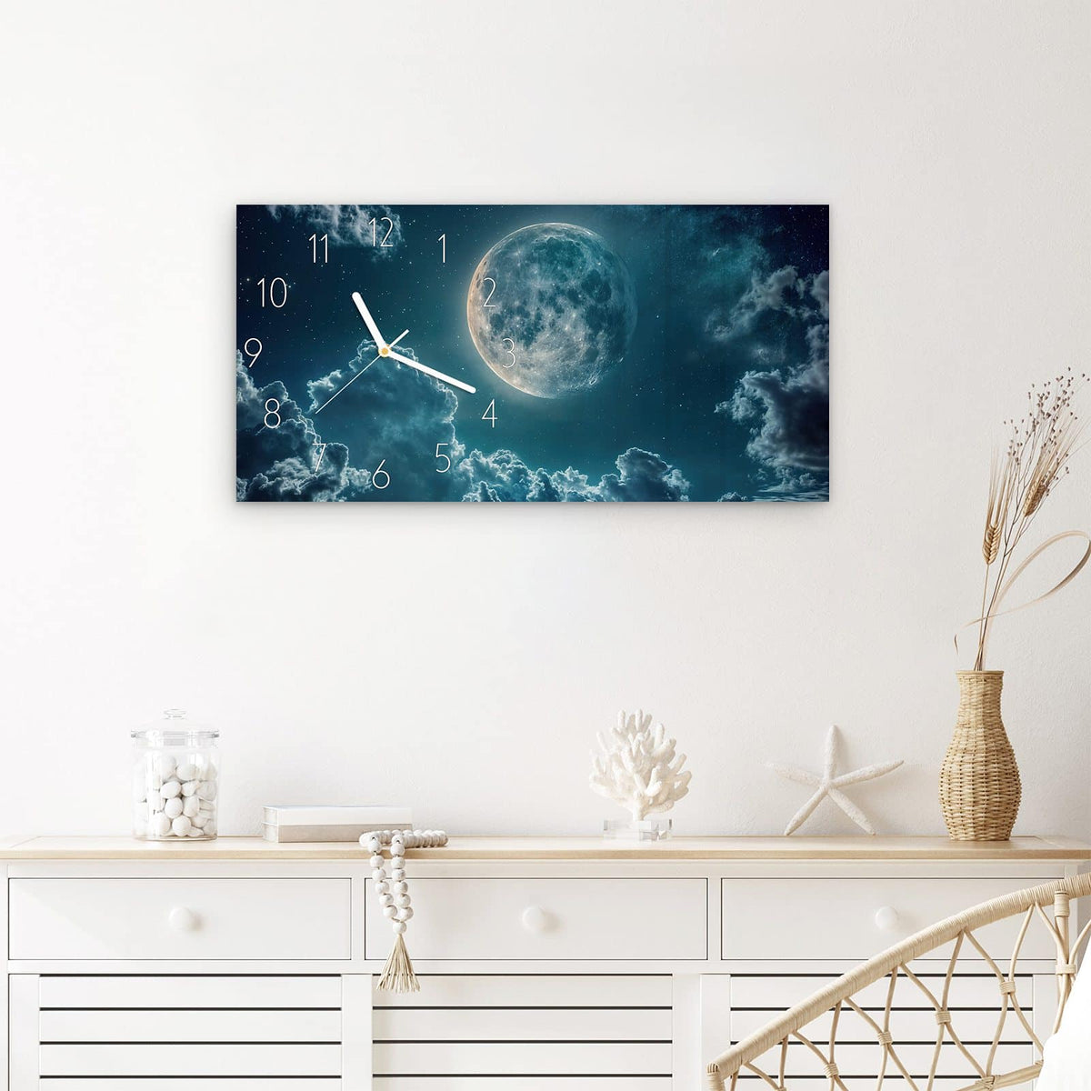 Wanduhr Mond über Wolken aus Glas – Querformat 60 × 30 cm – Vollmond über mondbeschienenen Wolken