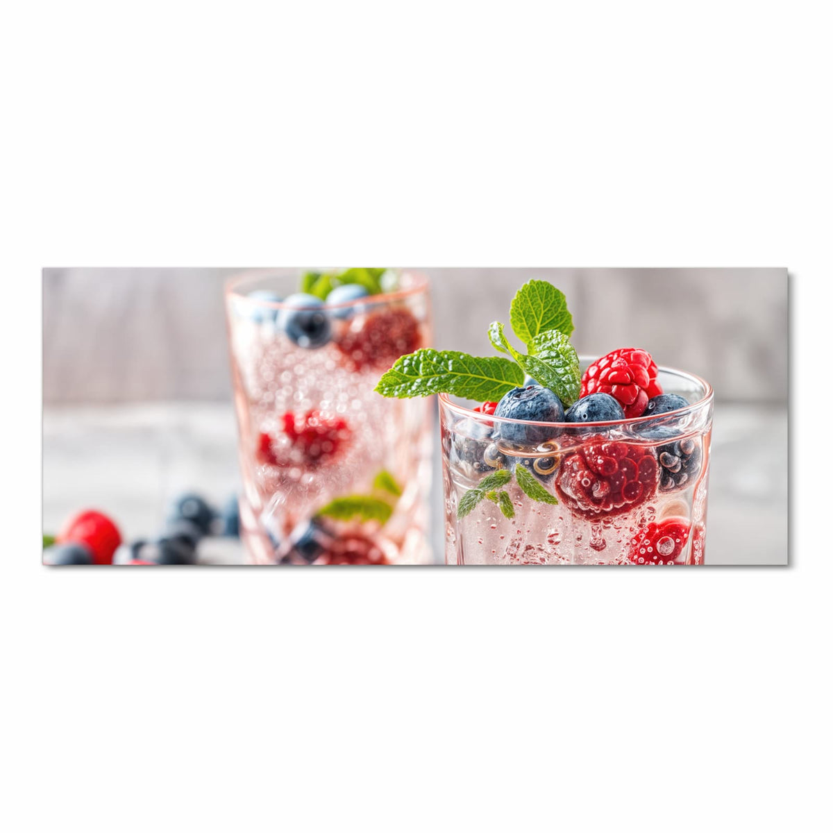 Waschbarer Küchenteppich mit Motiv Cocktail Beeren in Frontansicht für einfache Reinigung