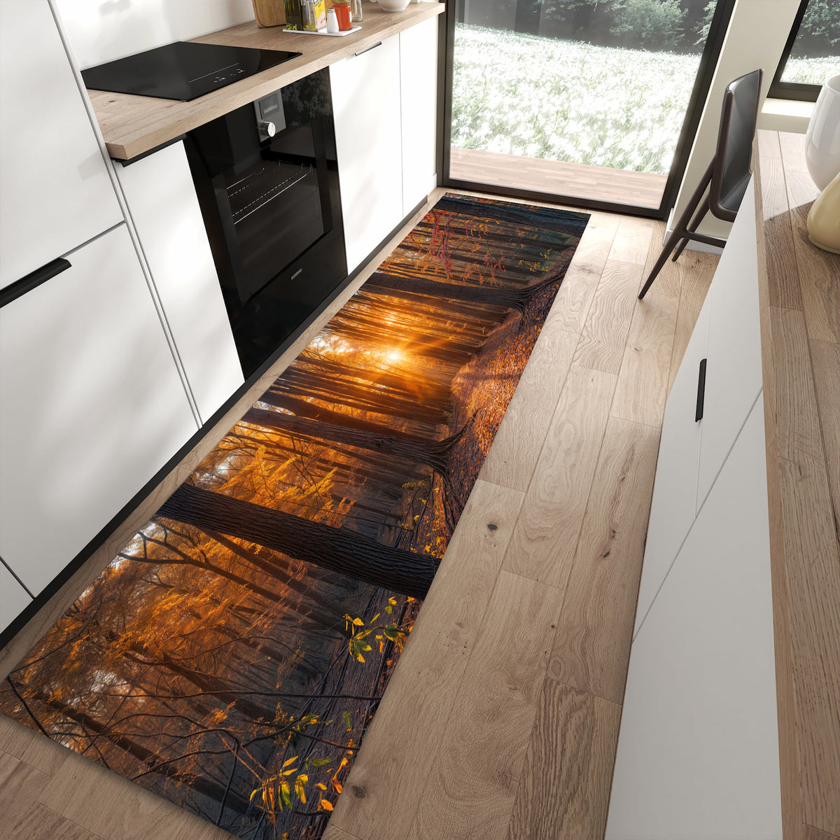 Komfortabler Küchenläufer mit Motiv Sonnenuntergang Wald in moderner Küche