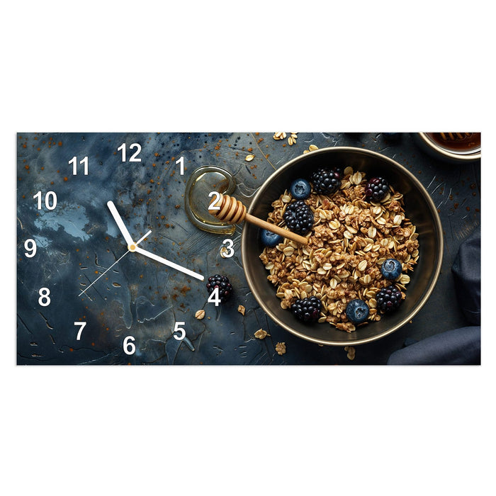 Wanduhr Müsli mit Beeren aus Glas – Querformat 60 × 30 cm mit Ziffernblatt Modern