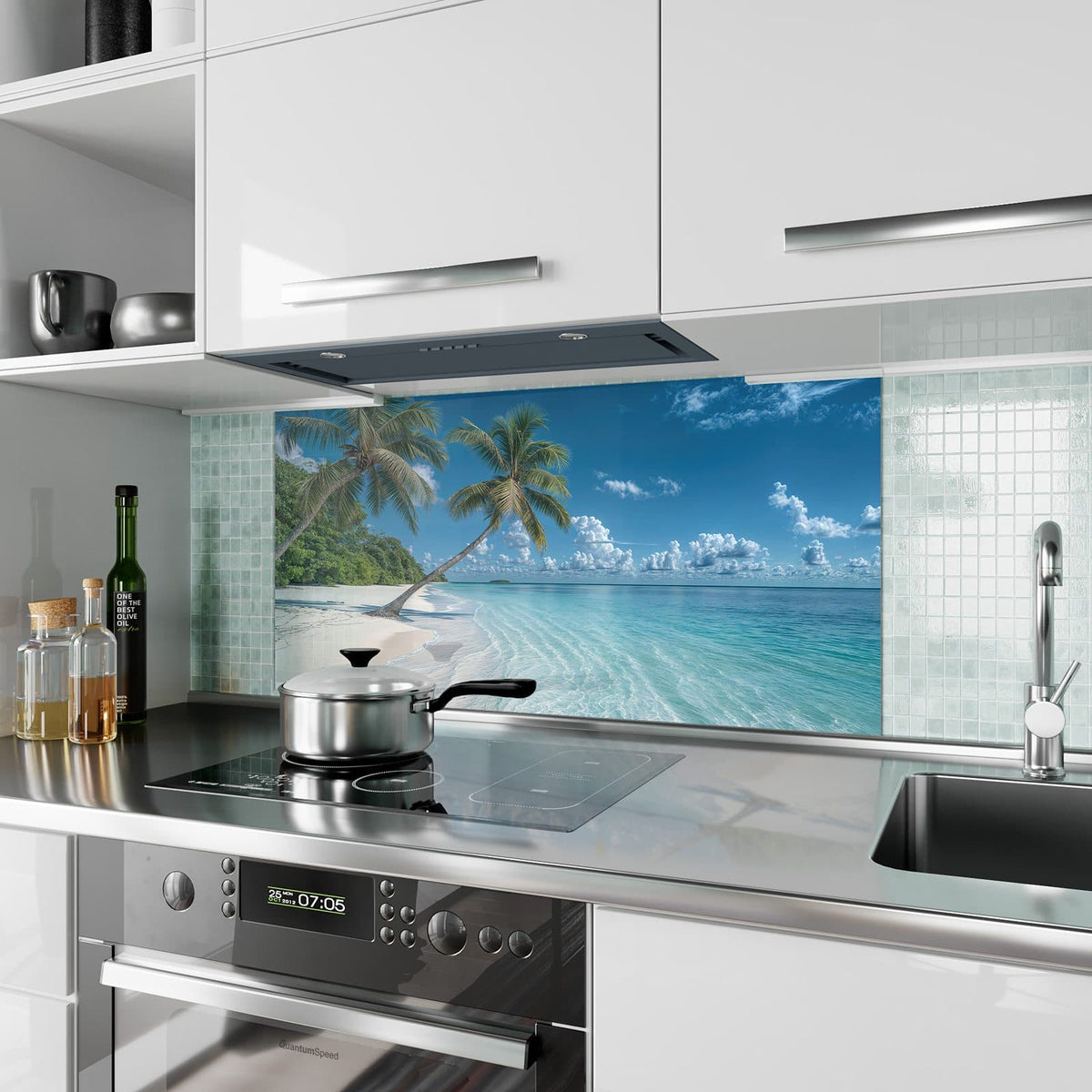 Küchenrückwand aus Glas Zwei Palmen am Meer im Hochformat als Spritzschutz hinter dem Kochfeld, über dem Fliesenspiegel montiert