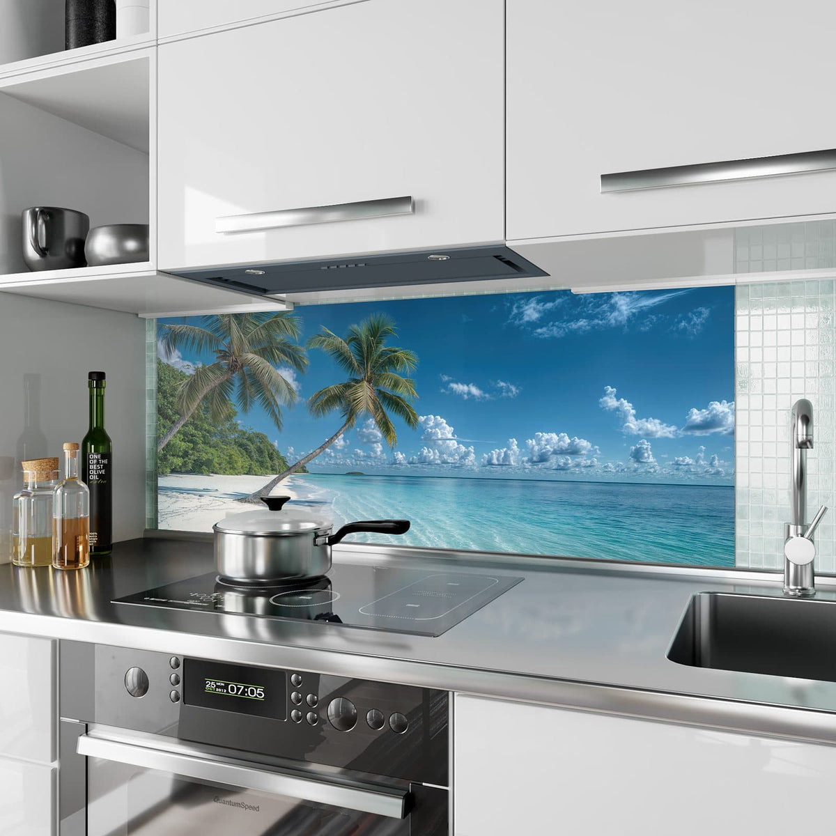 Küchenrückwand aus Glas Zwei Palmen am Meer im Hochformat als Spritzschutz hinter dem Kochfeld, über dem Fliesenspiegel montiert