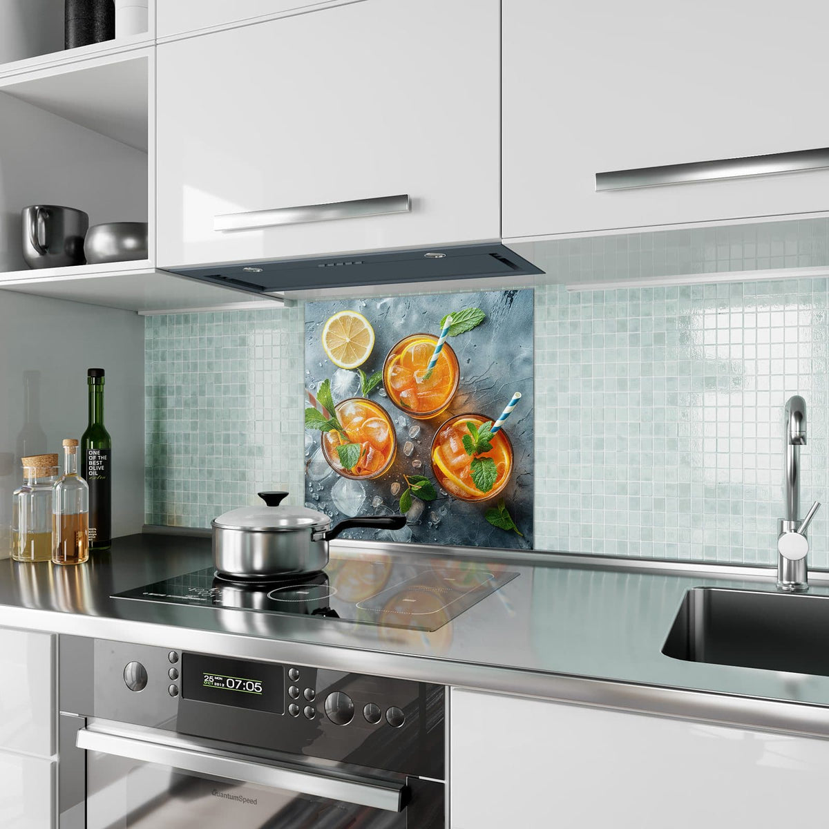 Küchenrückwand Drei Drinks mit Zitrone aus Glas – Drei orange Drinks mit Zitrone