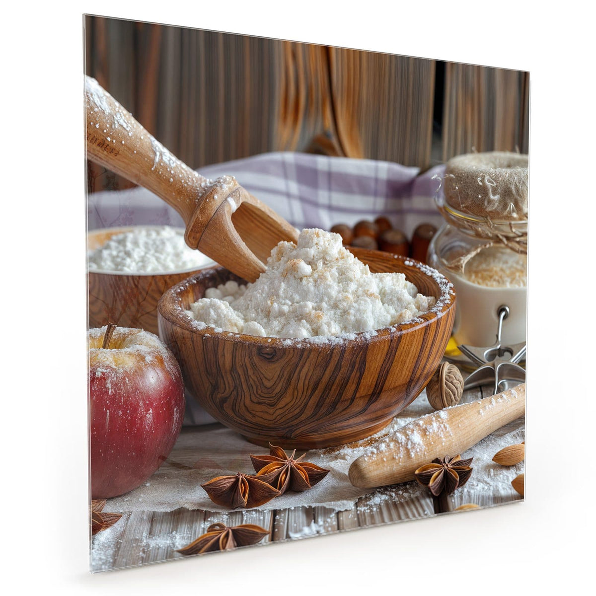 Küchenrückwand aus Glas im quadratischen Format mit Motiv Rustikales Backen: Holzschale mit Mehl, Nudelholz, roter Apfel #grösse_40 x 40 cm #grösse_50 x 50 cm #grösse_60 x 60 cm