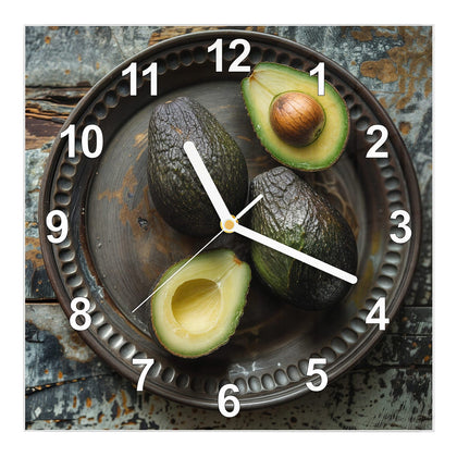 Wanduhr Quadratisch mit dem Motiv Avocados auf Zinnteller