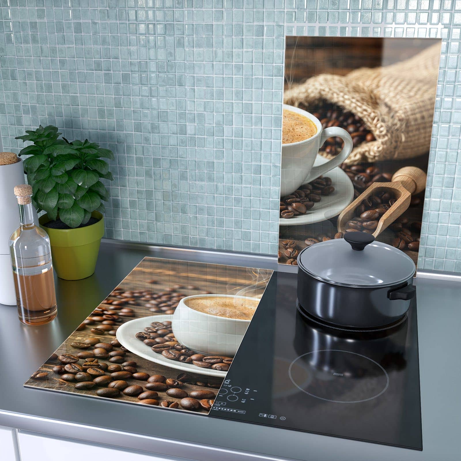 2-teilige Herdabdeckplatten aus Glas mit Kaffee Geniessen-Motiv als Spritzschutz hinter dem Kochfeld