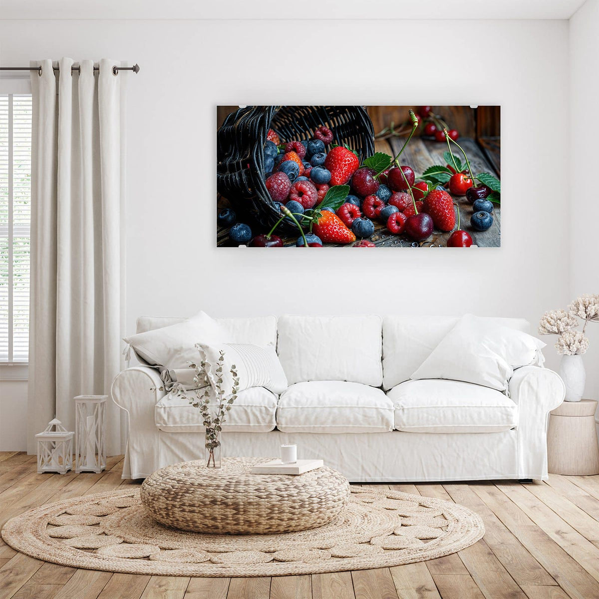 Wandbild - Umgekippter Beerenkorb - Querformat – Umgekippter Korb voller Beeren