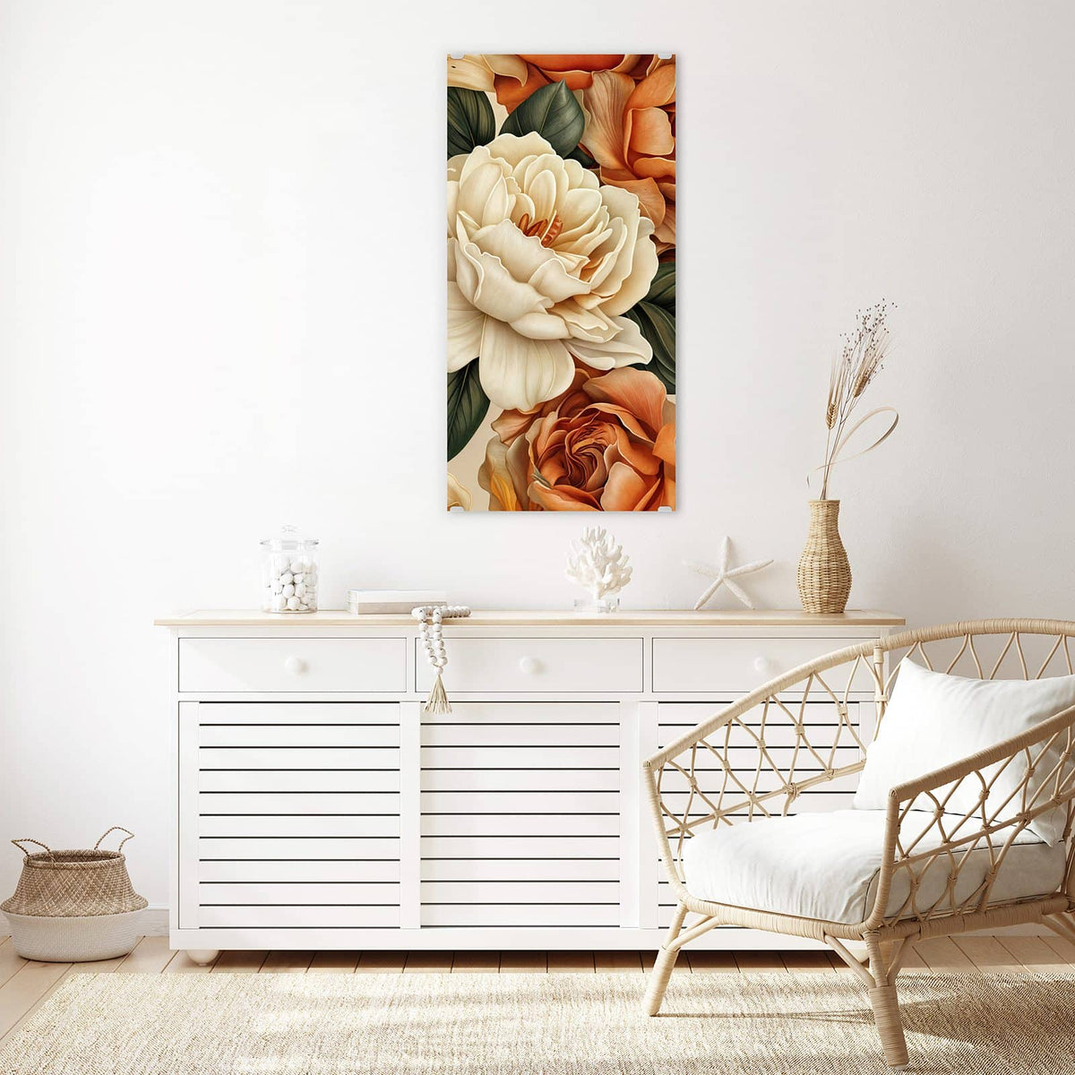 Glasbild Rosen in Terrakotta an der Wand – Illustriertes Blütenmuster aus cremeweißen Rosen, rostorangen Rosen und Lilien auf Beige