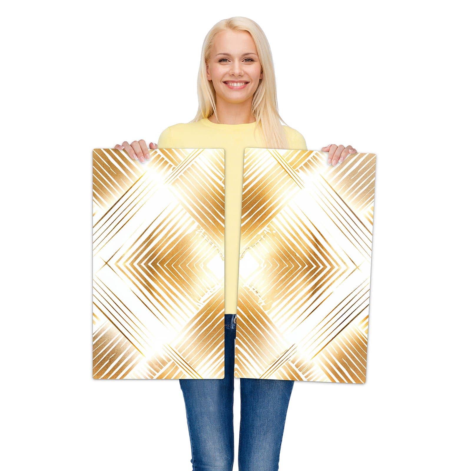 2-teilige Herdabdeckung aus Glas mit Goldenes Dreiecksmuster-Motiv wird zur Größendarstellung gehalten