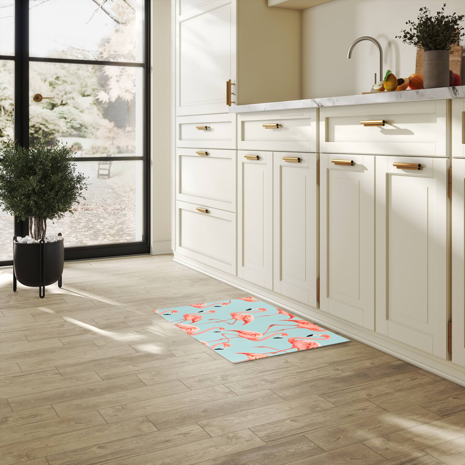 Küchenteppich mit Motiv Flamingo Design für angenehme Haptik in heller Küche