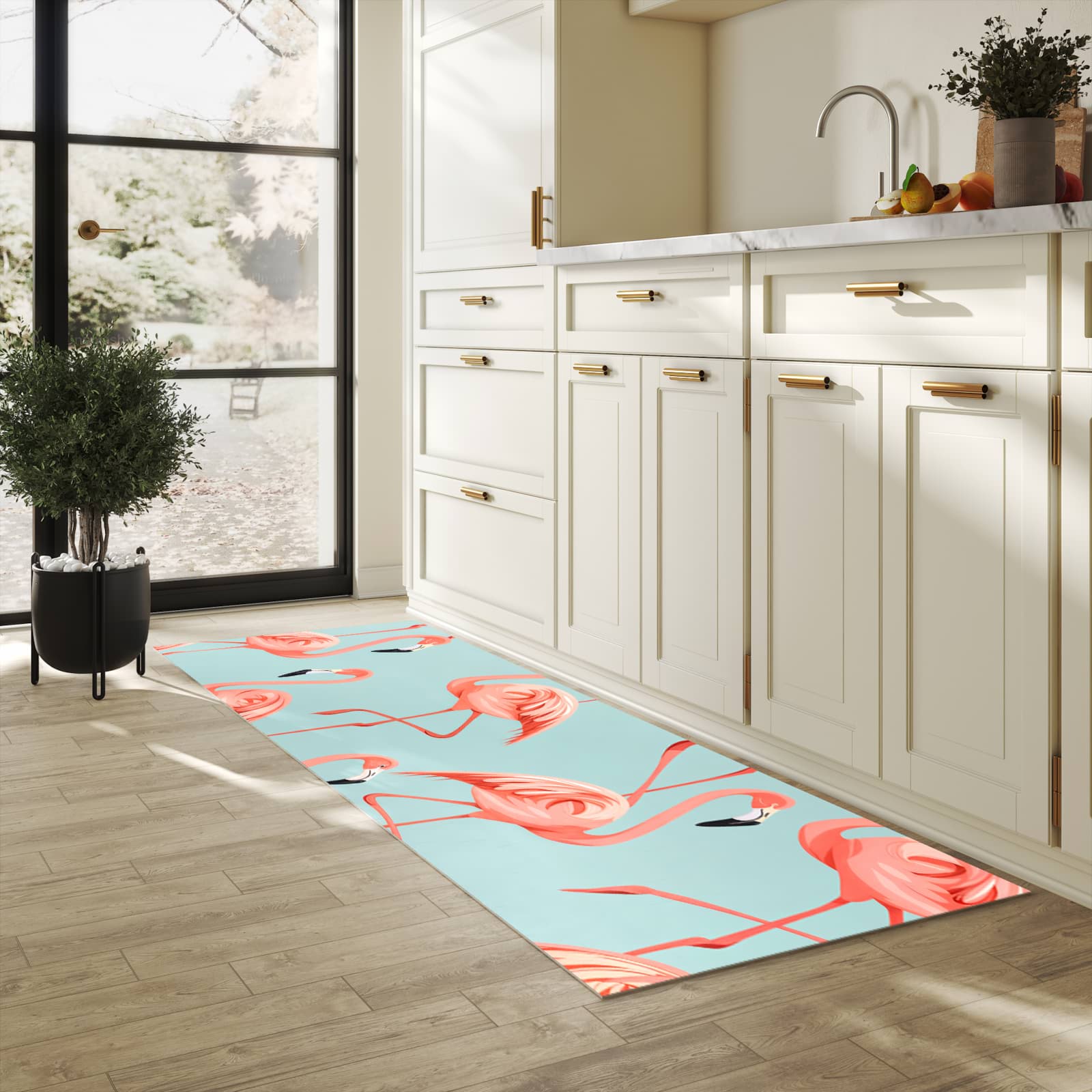 Strapazierfähiger Küchenteppich mit Motiv Flamingo Design in heller Küche