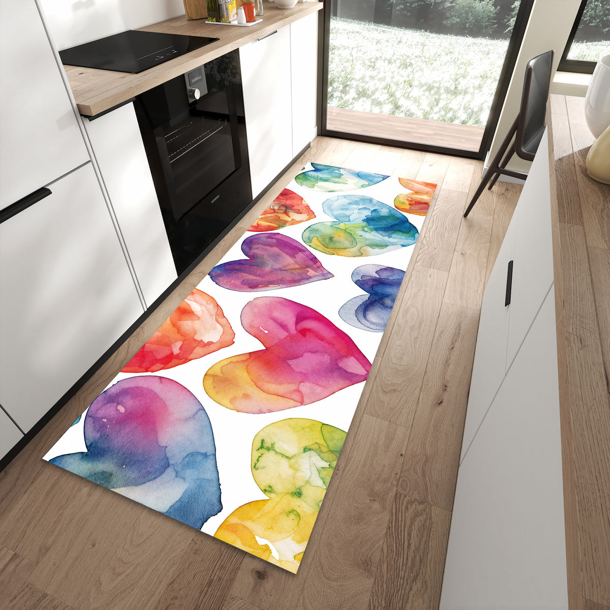 Bodenschonender langer Teppich mit Motiv Aquarellherzen in moderner Küche