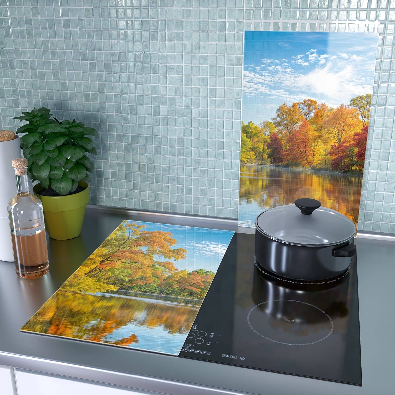 2-teilige Herdabdeckplatten mit Herbstlicher See-Motiv als Spritzschutz hinter dem Kochfeld