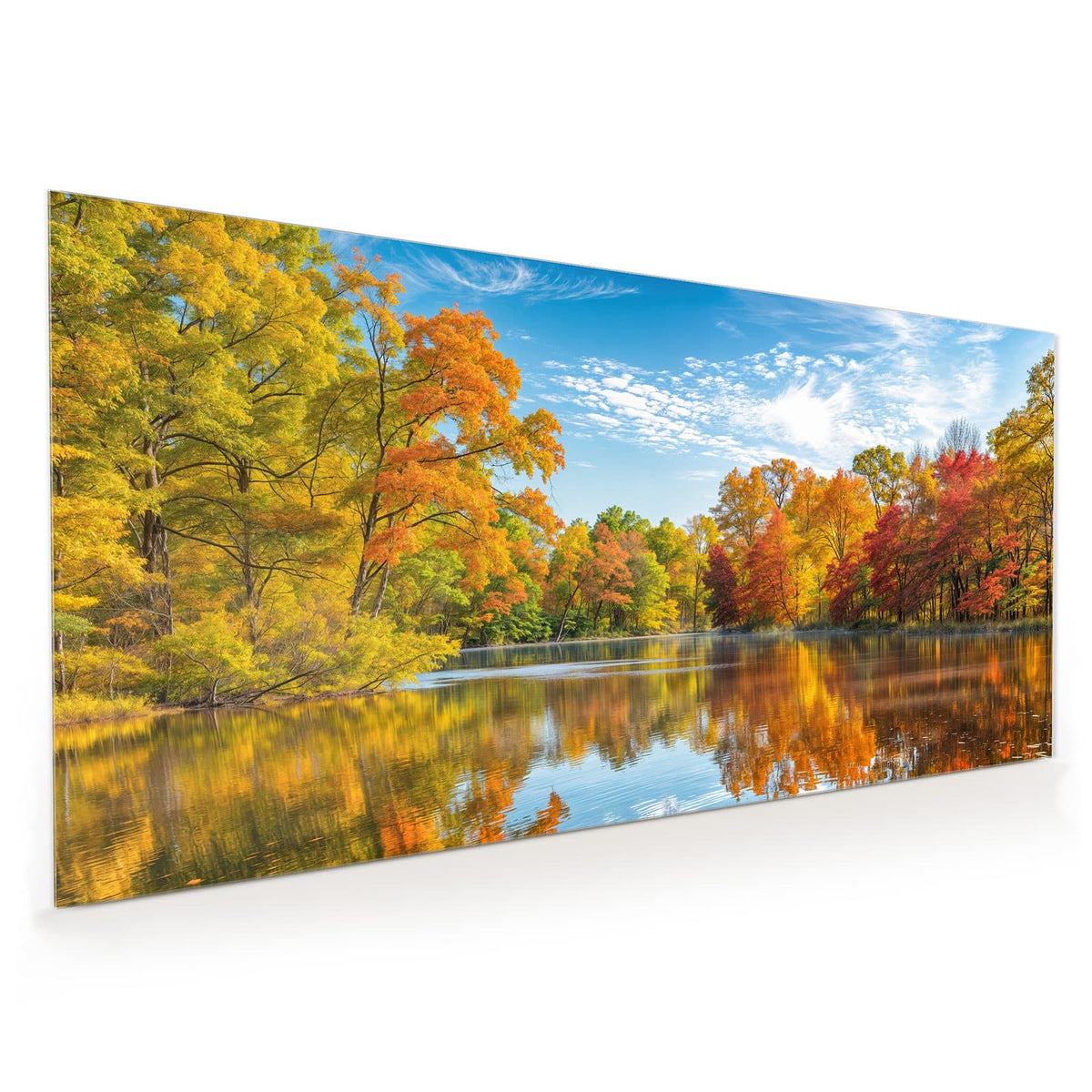 Küchenrückwand aus Glas im Hochformat mit Motiv Spiegelung im Herbstsee: Bunt gefärbte Laubbäume am Seeufer, klar gespiegelt im ruhigen Wasser, blauer Himmel