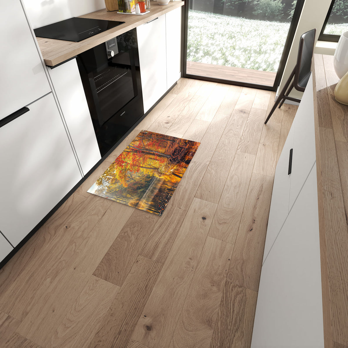 Fleckenresistenter Bodenläufer mit Motiv Herbstwald See in moderner Küche