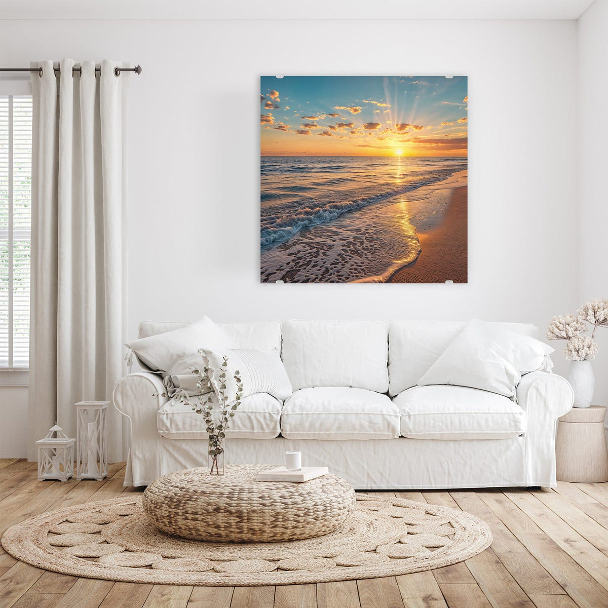 Glasbild Abendsonne am Strand an der Wand – Tiefstehende Sonne mit kräftigen Strahlen über dem Meer, diagonal davor goldener nasser Sandstrand