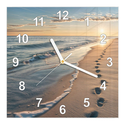 Wanduhr Quadratisch mit dem Motiv Spuren im Sand