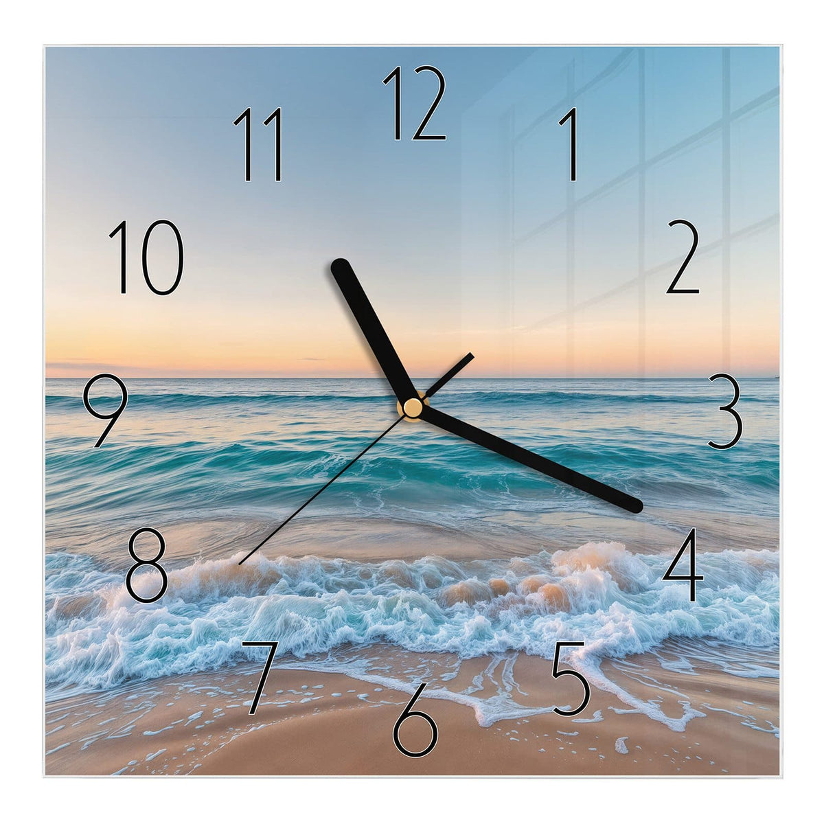 Wanduhr aus Glas, Ziffernblatt Elegant mit Motiv Strandhorizont: Türkise Brandung auf goldenem Sand unter wolkenlosem Pastellhimmel, klare Horizontlinie #ziffernblatt_Elegant
