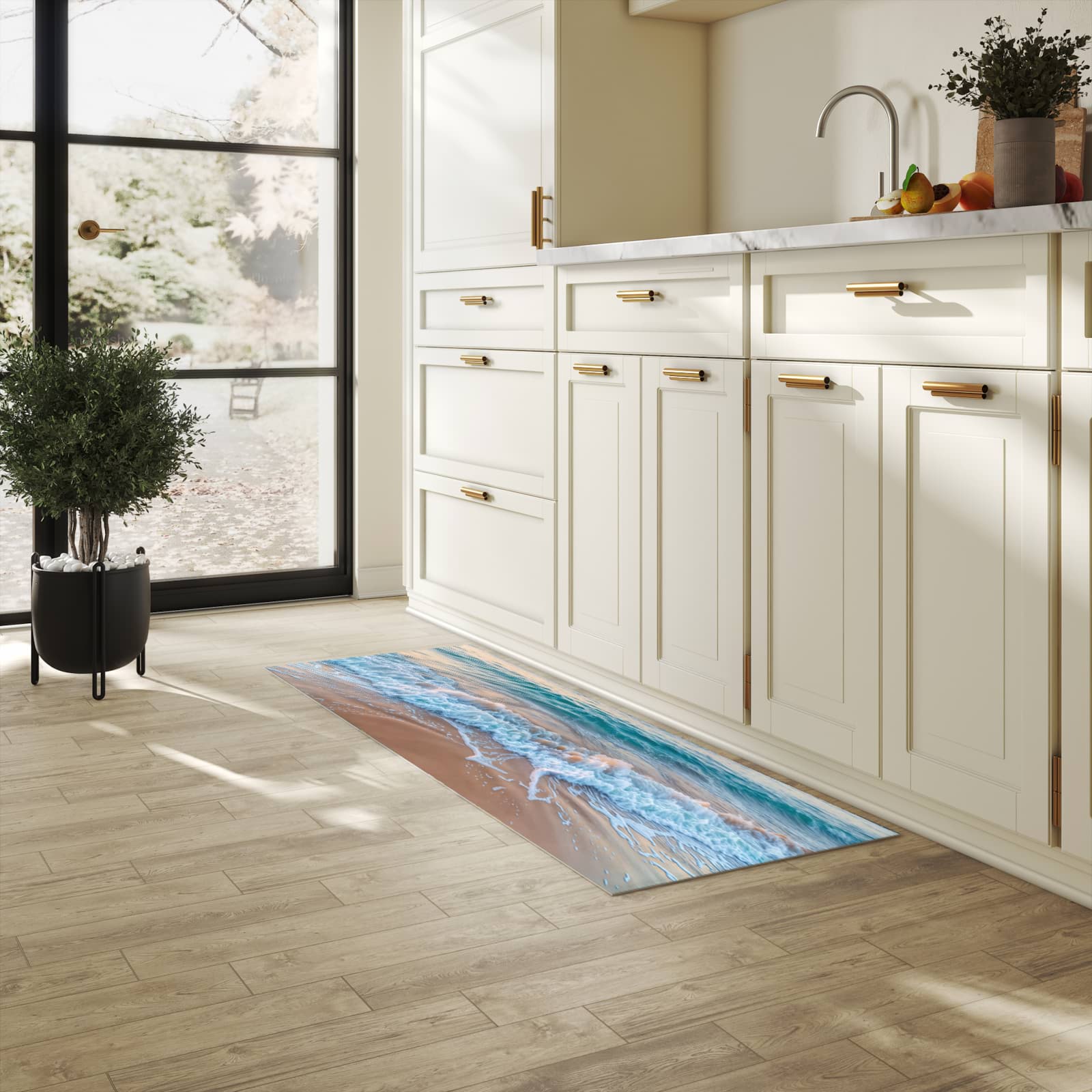 Geruchsneutraler waschbarer Läufer für die Küche mit Motiv Strandhorizont in heller Küche