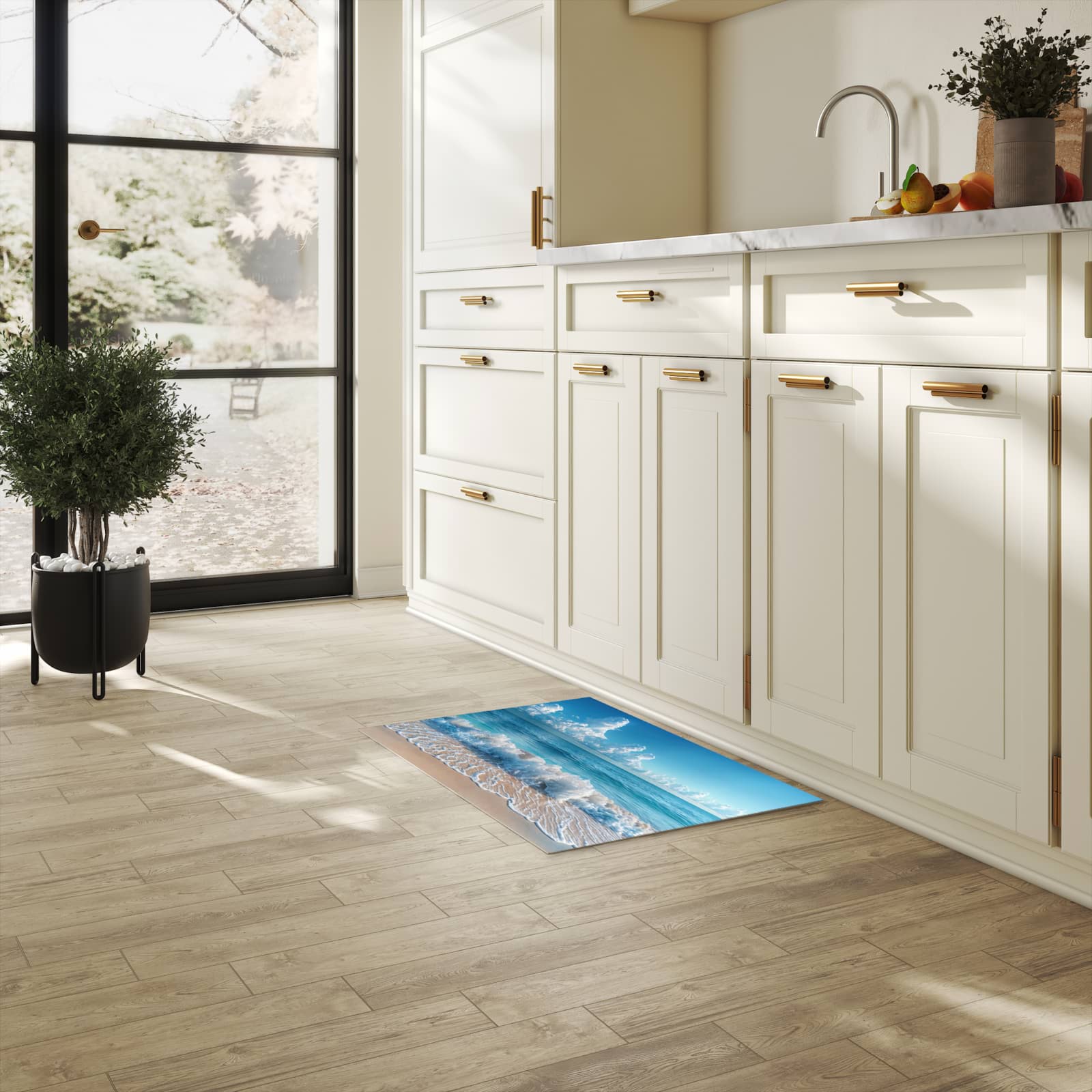 Komfortabler moderner Küchenläufer mit Motiv Meereswellen in heller Küche