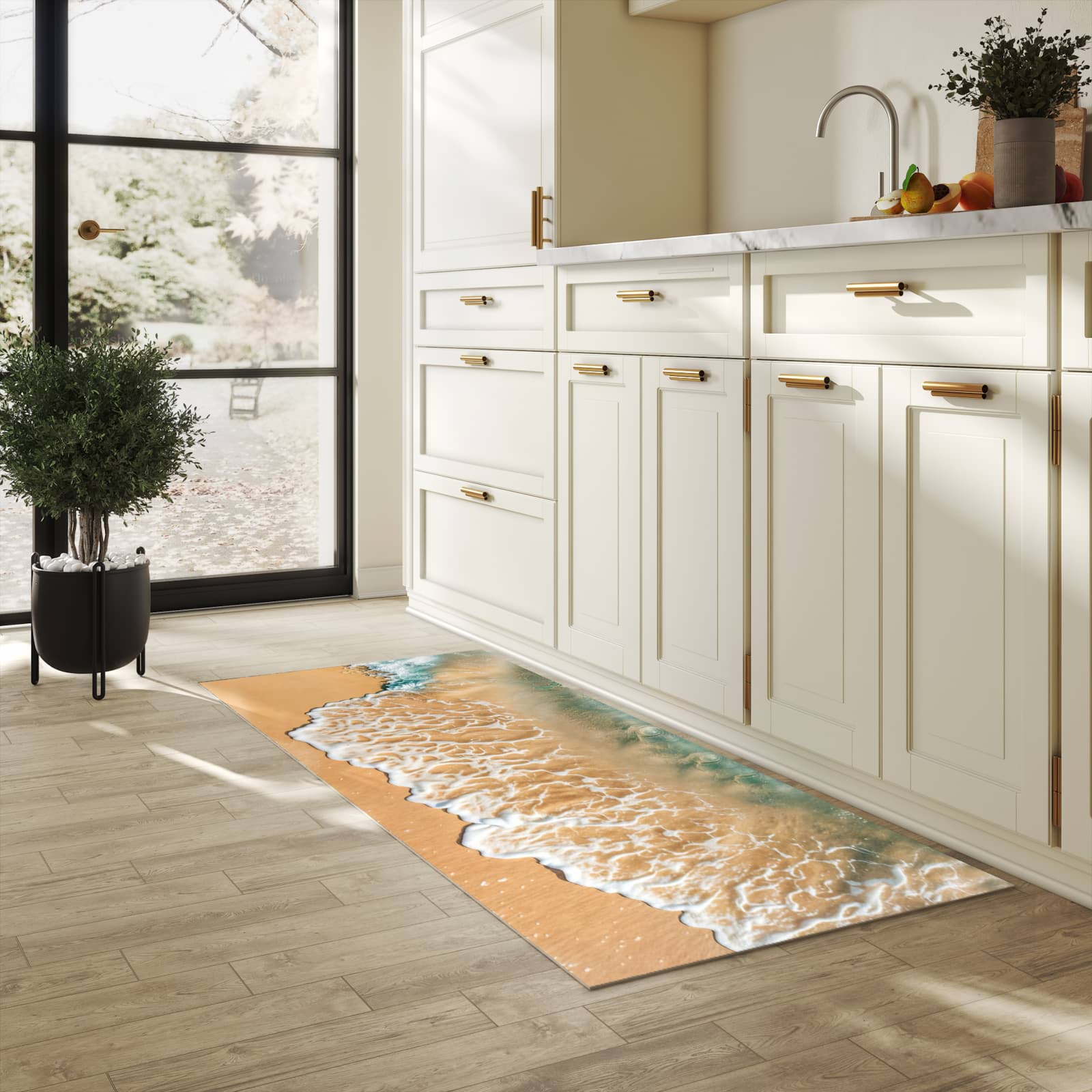 Zeitsparender waschbarer Küchenteppich mit Motiv Ozeanwellenstrand in heller Küche