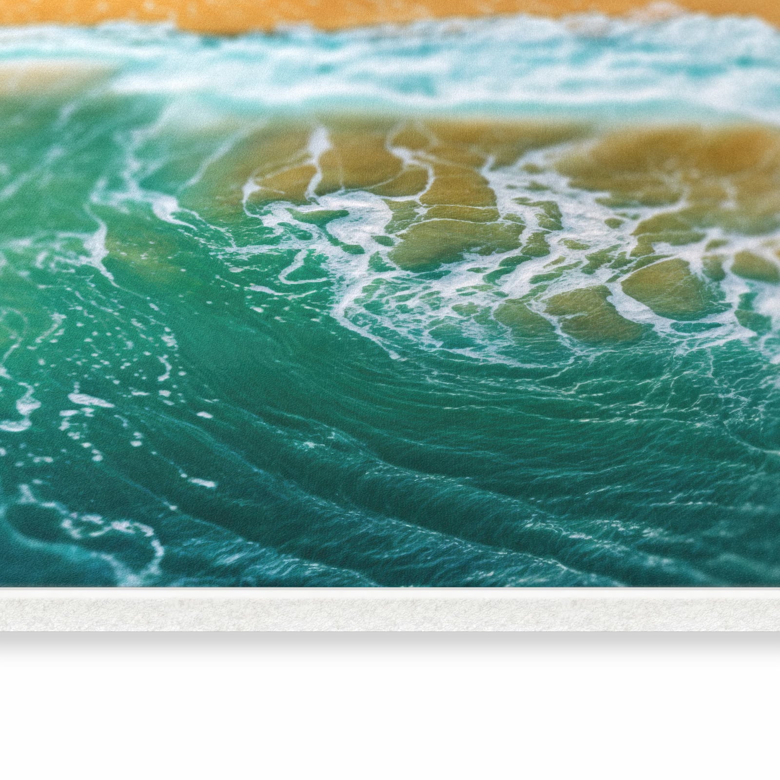 Zeitsparender Küchenläufer mit Motiv Meeresbrandung in seitlicher Ansicht