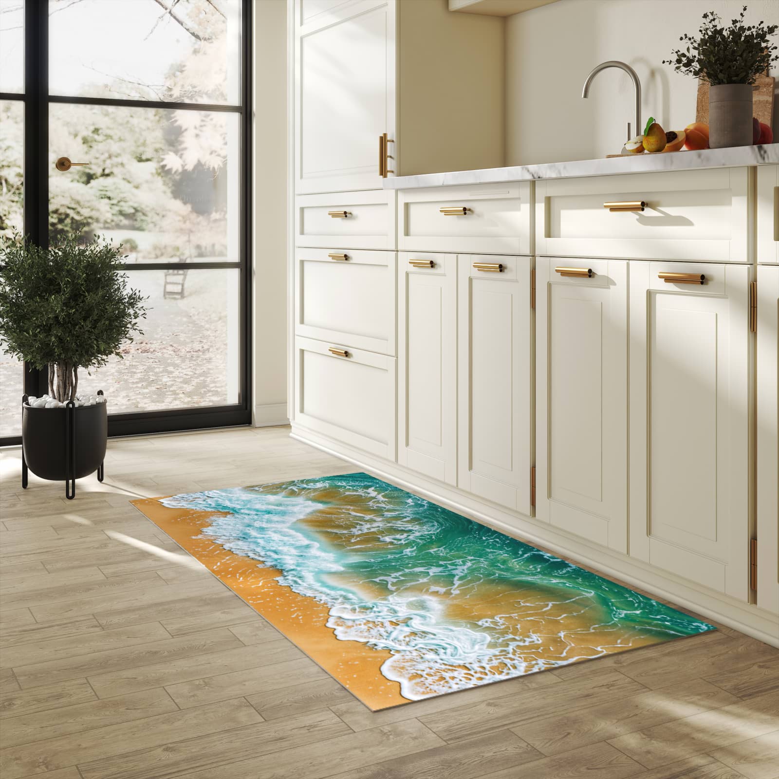Langlebiger Küchenteppich mit Motiv Meeresbrandung in heller Küche