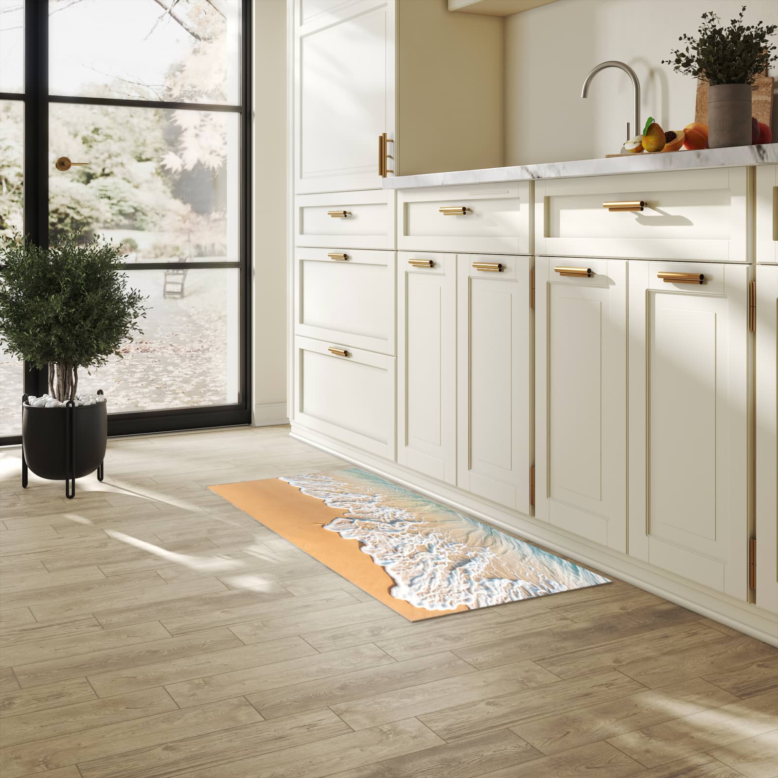 Bodenschonender Küchenteppich mit Motiv Wellen am Strand in heller Küche