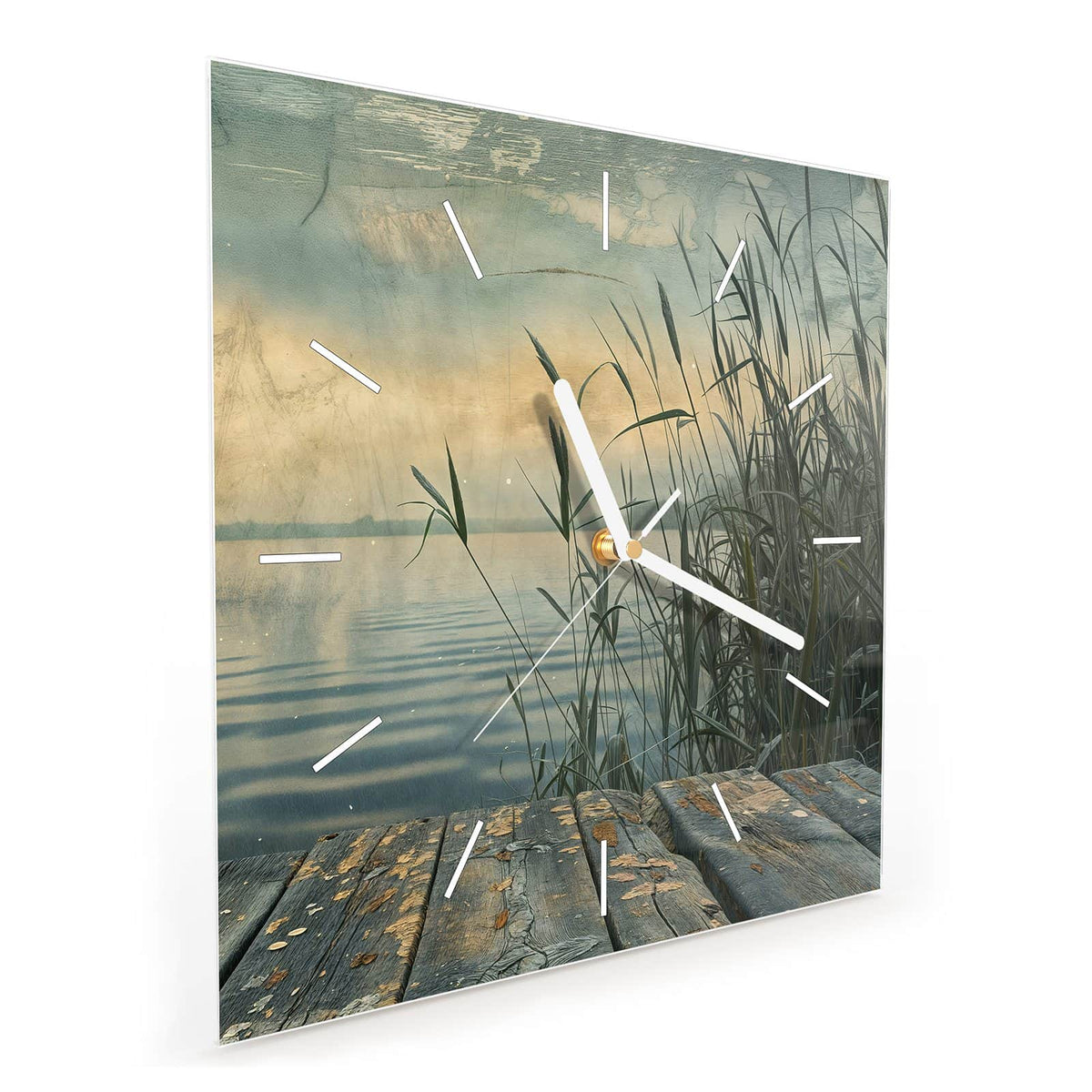 Quadratische Wanduhr aus Glas Steg am Schilfsee schräg von der Seite, 4 mm starkes Glas