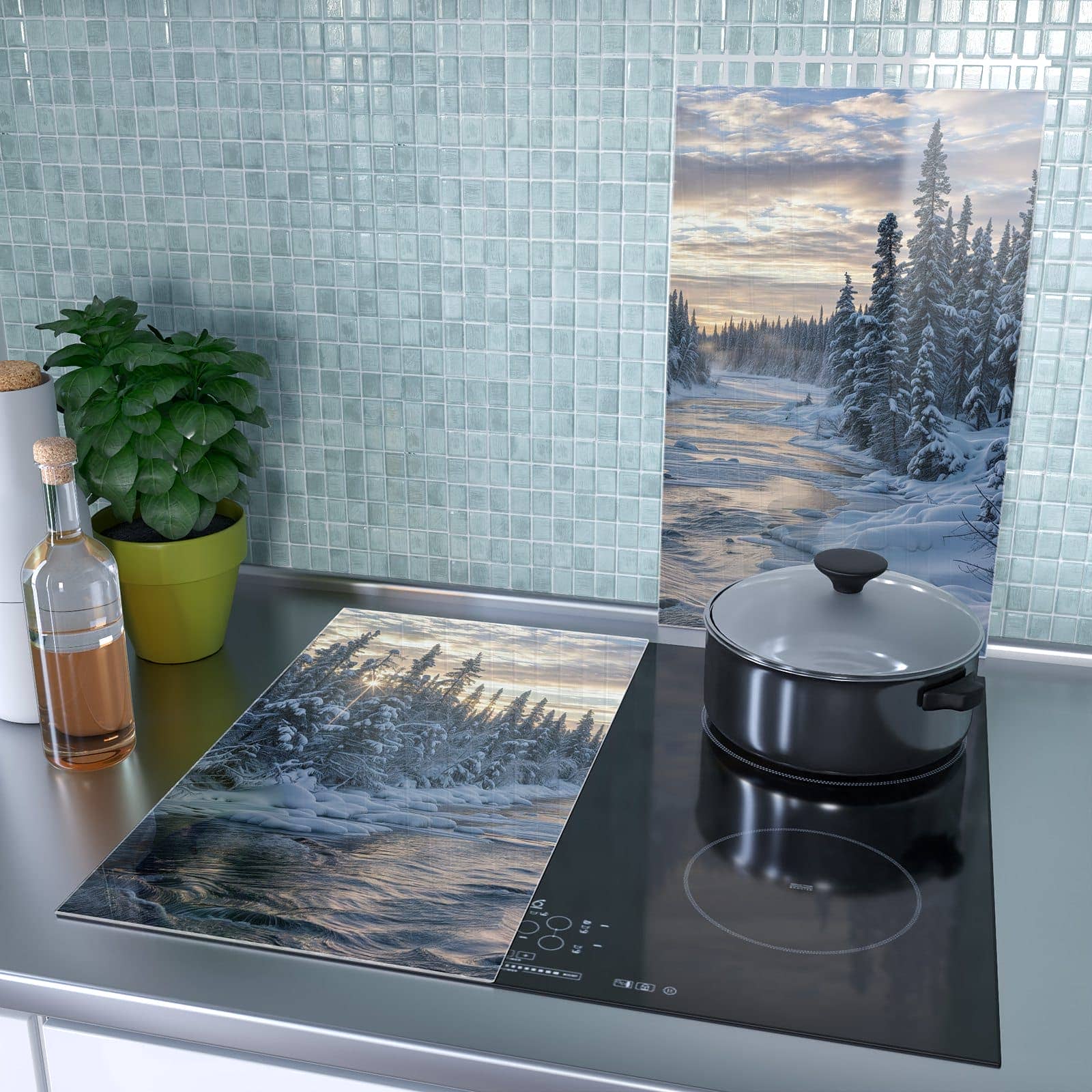 2-teilige Herdabdeckung für Induktionsfeld mit Winterflusswald-Motiv als Spritzschutz hinter dem Kochfeld