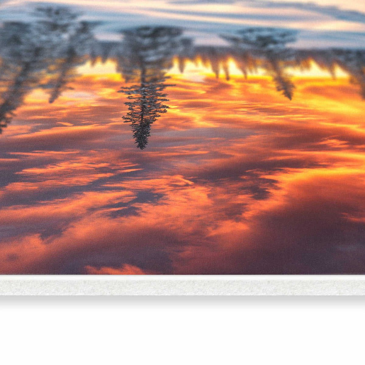 Bodenschonender Küchenläufer mit Motiv Winter Sonnenuntergang in seitlicher Ansicht