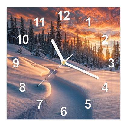 Wanduhr Quadratisch mit dem Motiv Roter Himmel über Schnee