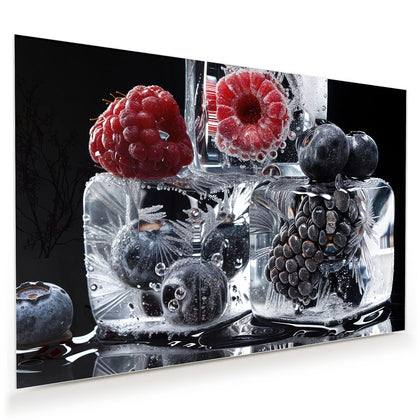 Wandbild mit dem Motiv Beeren auf Schwarz