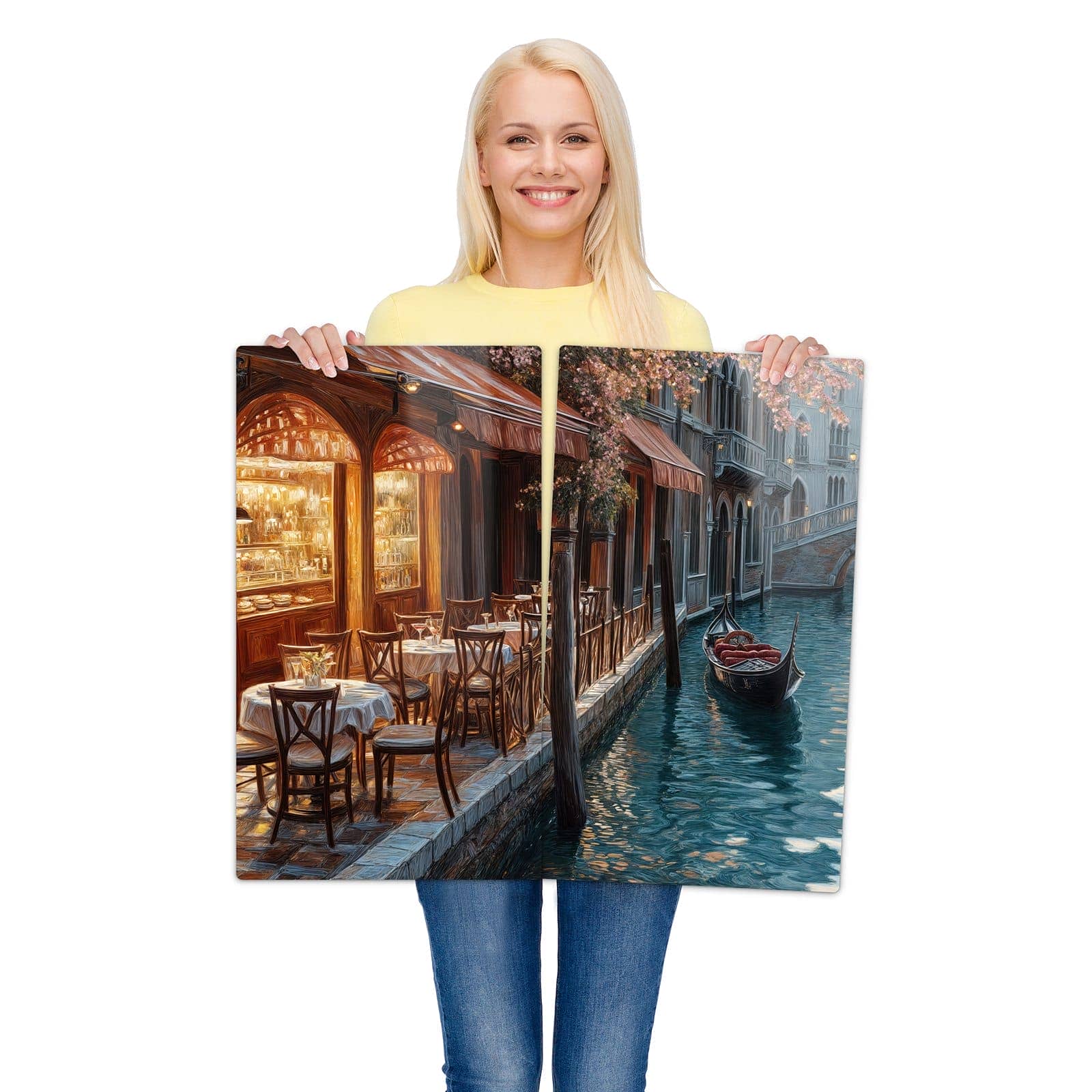 2-teilige Herdabdeckplatte aus Glas mit Sonnenuntergang Venedig-Motiv wird zur Größendarstellung gehalten