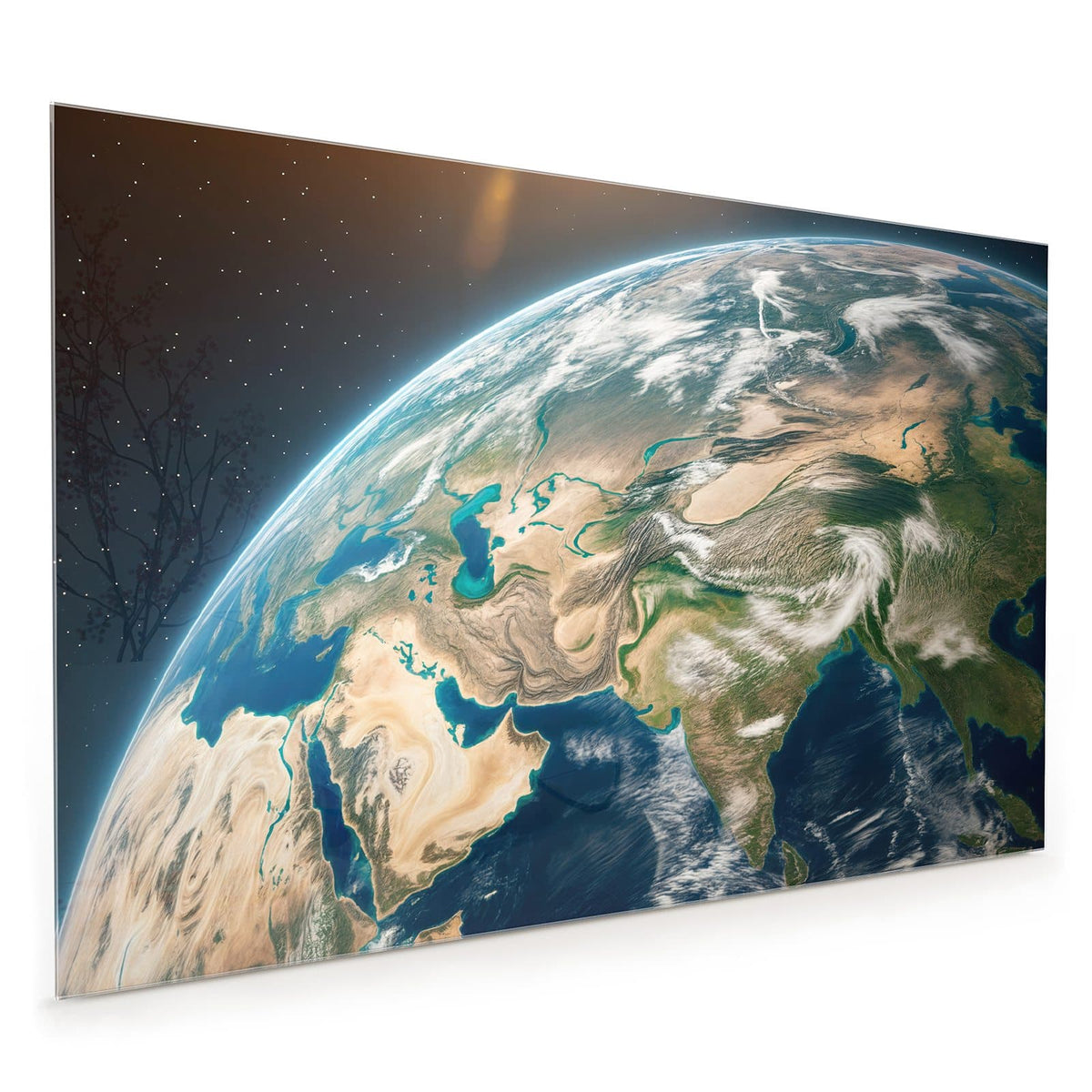Küchenrückwand aus Glas im Hochformat mit Motiv Erdkugel mit Kontinenten: Erdkugel groß im Bild mit Arabien, Asien und Wolkenbändern, kaum Sterne