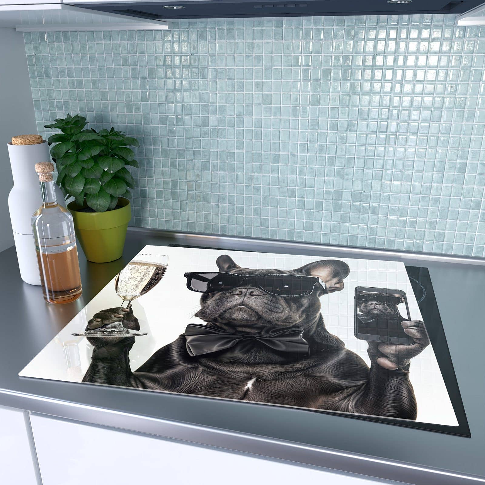 1-teilige Herdabdeckplatte mit Sonnenbrillenhund-Motiv auf dem Ceranfeld
