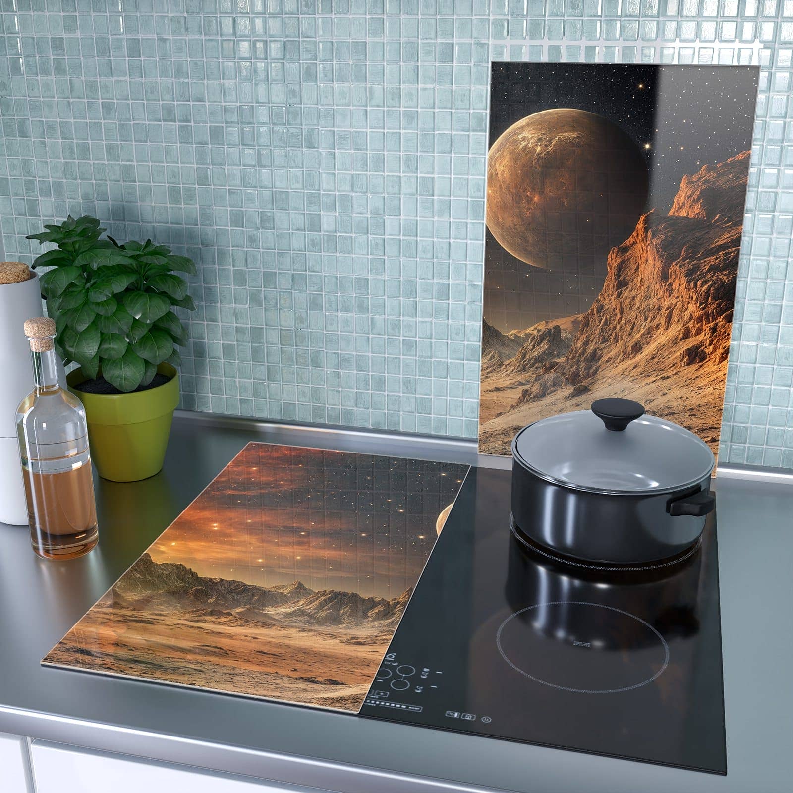 2-teilige Herdabdeckplatte mit Fremder Planet-Motiv als Spritzschutz hinter dem Kochfeld