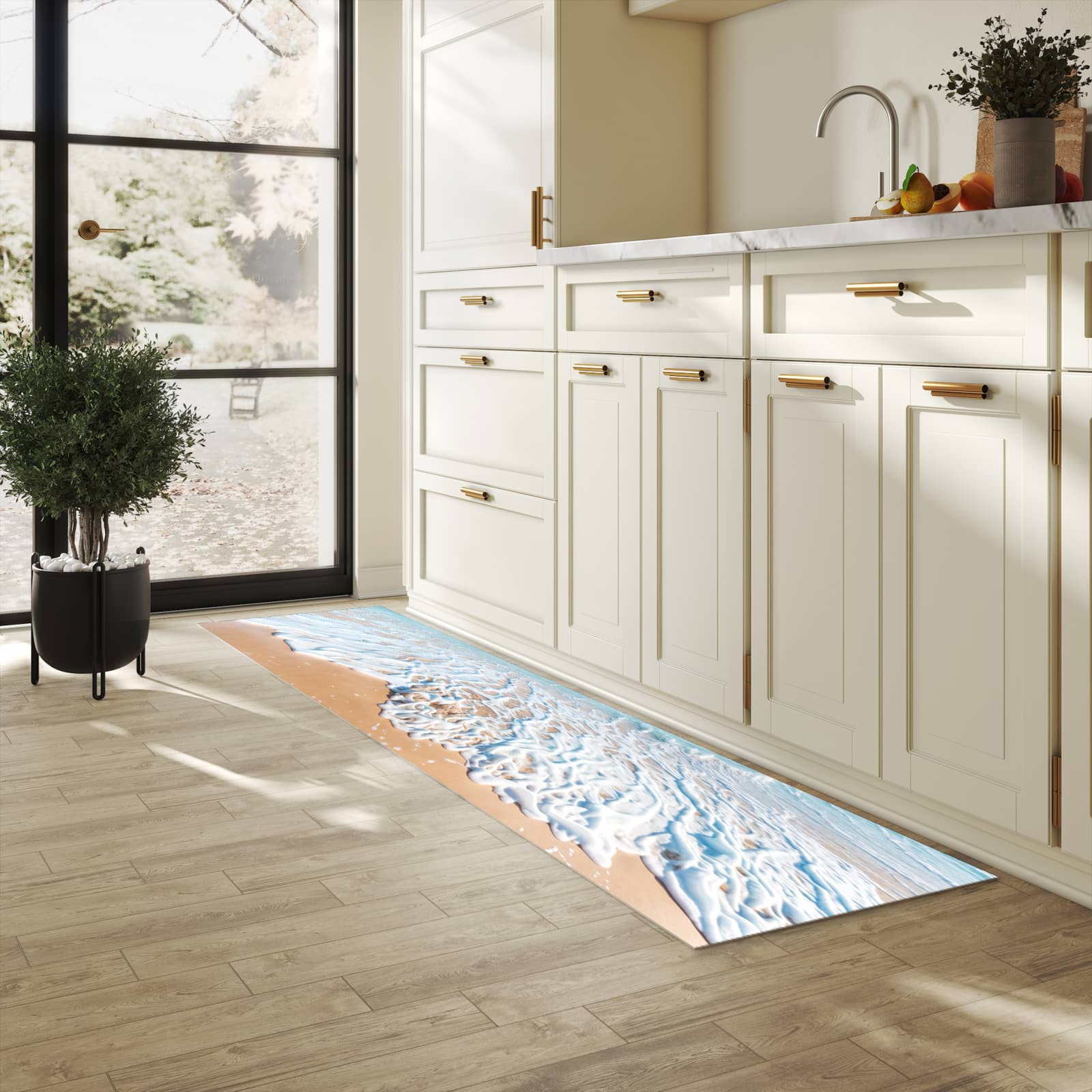 Rutschfester Küchenteppich mit Motiv Tropischer Strand in heller Küche für sicheren Stand
