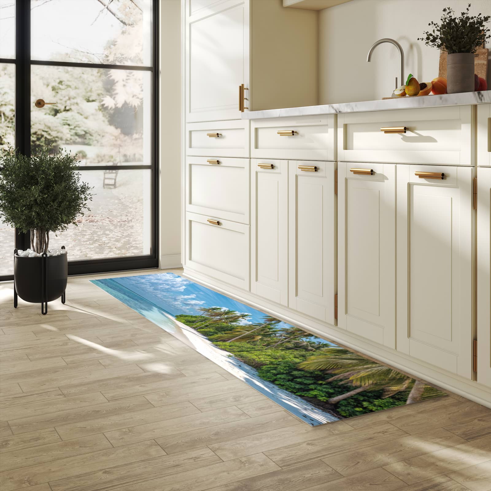 Farbbeständiger rutschfester Küchenteppich mit Motiv Strand von Tropischer in heller Küche