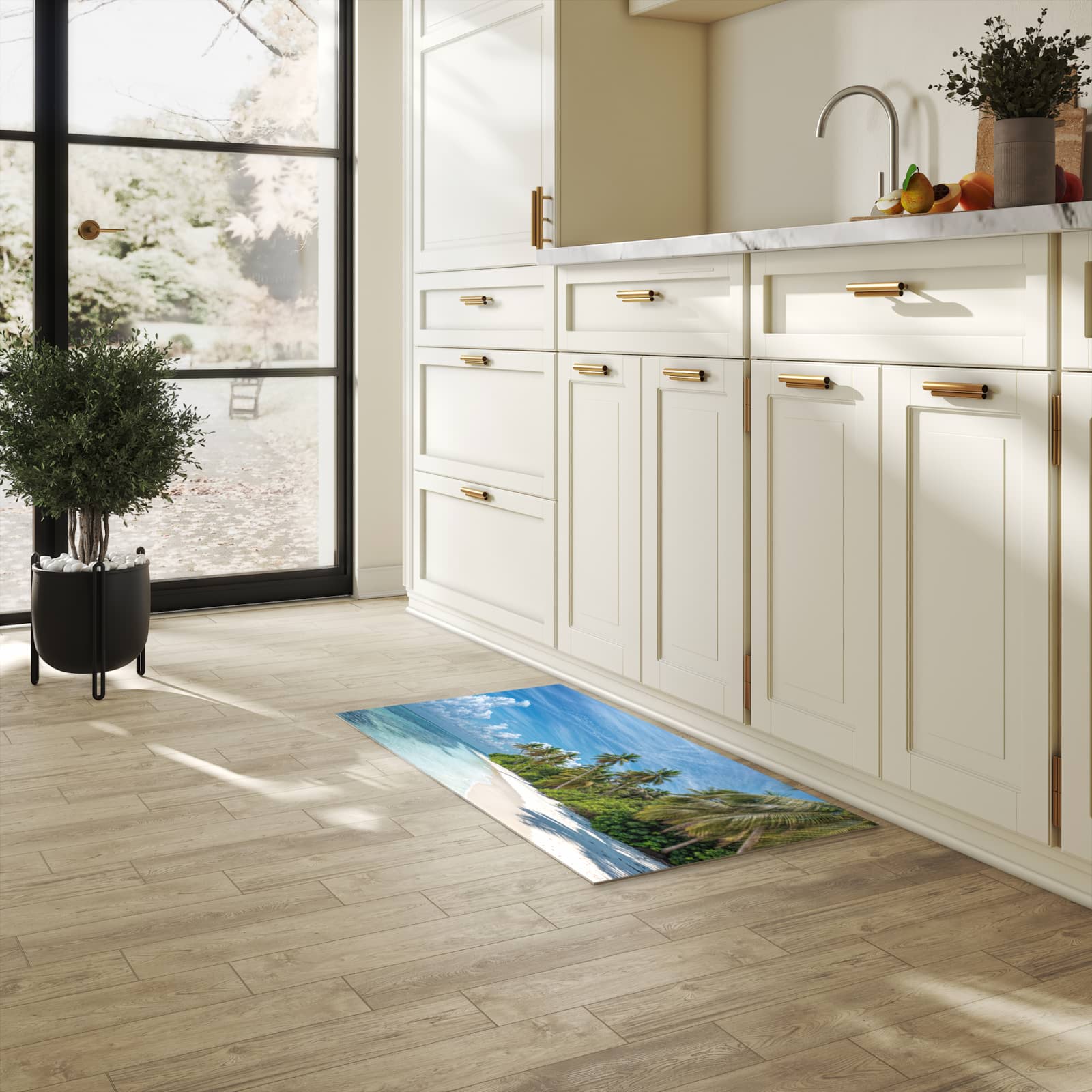 Feuchtigkeitsresistenter Küchenteppich mit Motiv Strand von Tropischer in heller Küche