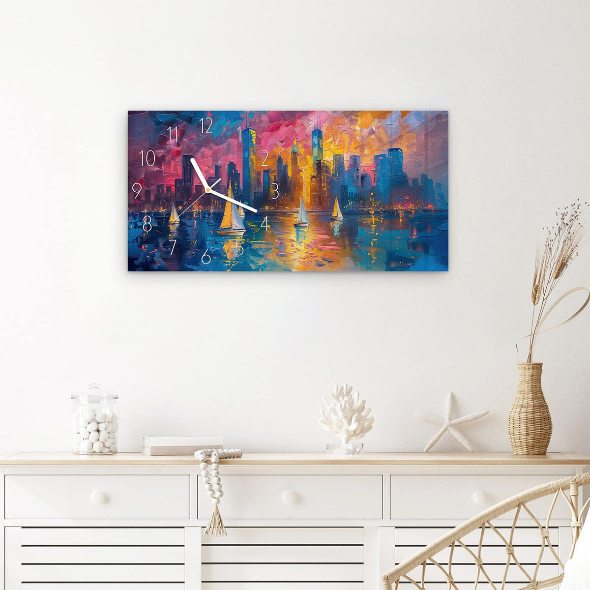 Wanduhr Hafenstadt Bei Nacht aus Glas – Querformat 60 × 30 cm – Skyline mit Segelbooten bei Nacht