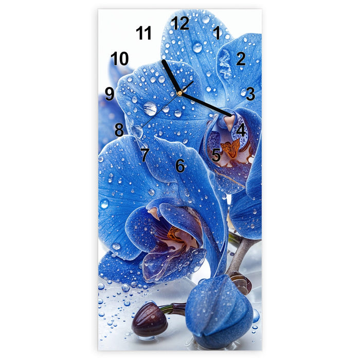 Wanduhr Blaue Orchideen aus Glas – Hochformat 30 × 60 cm mit Ziffernblatt Modern