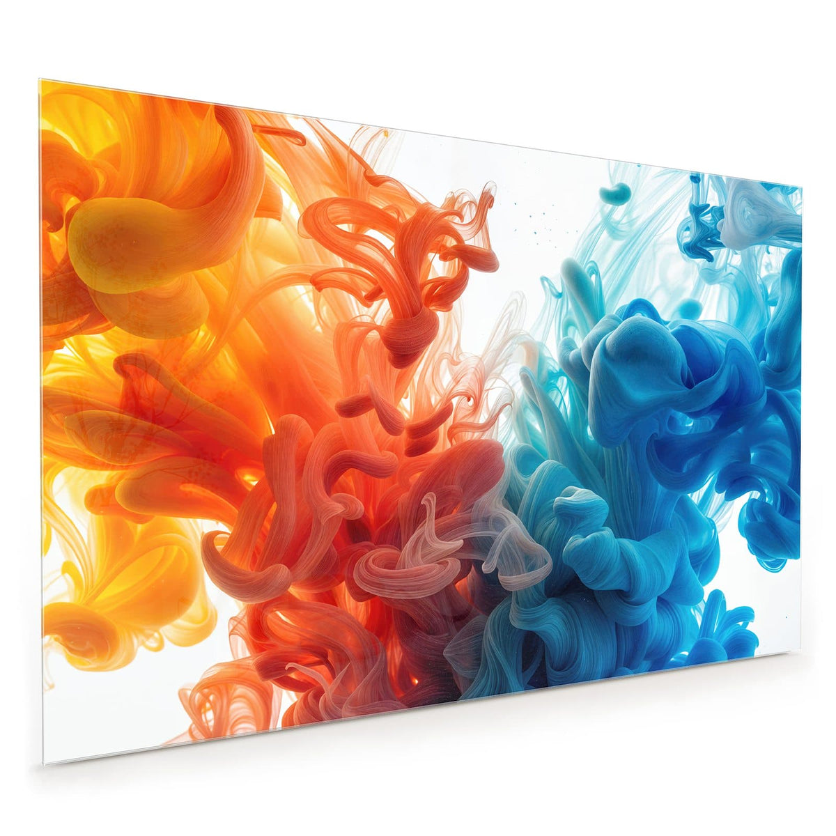 Küchenrückwand aus Glas im Hochformat: Blaue und rot-orange Tintenschwaden, die sich in Wasser vor Weiß ausbreiten