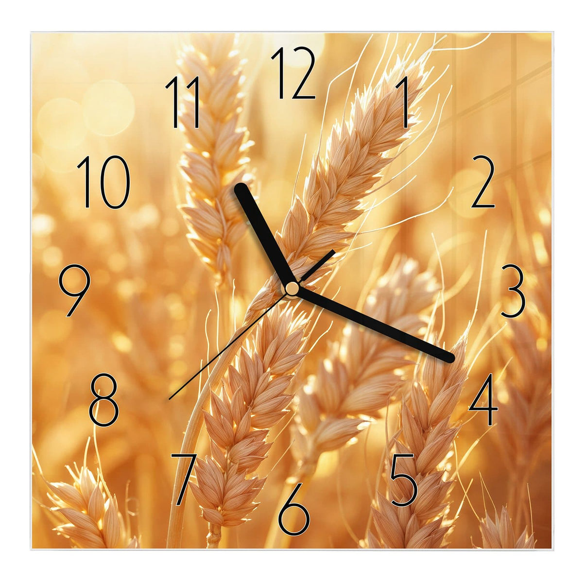 Wanduhr aus Glas, Ziffernblatt Elegant: Reife Weizenähren in Nahaufnahme vor goldenem Bokeh #ziffernblatt_Elegant