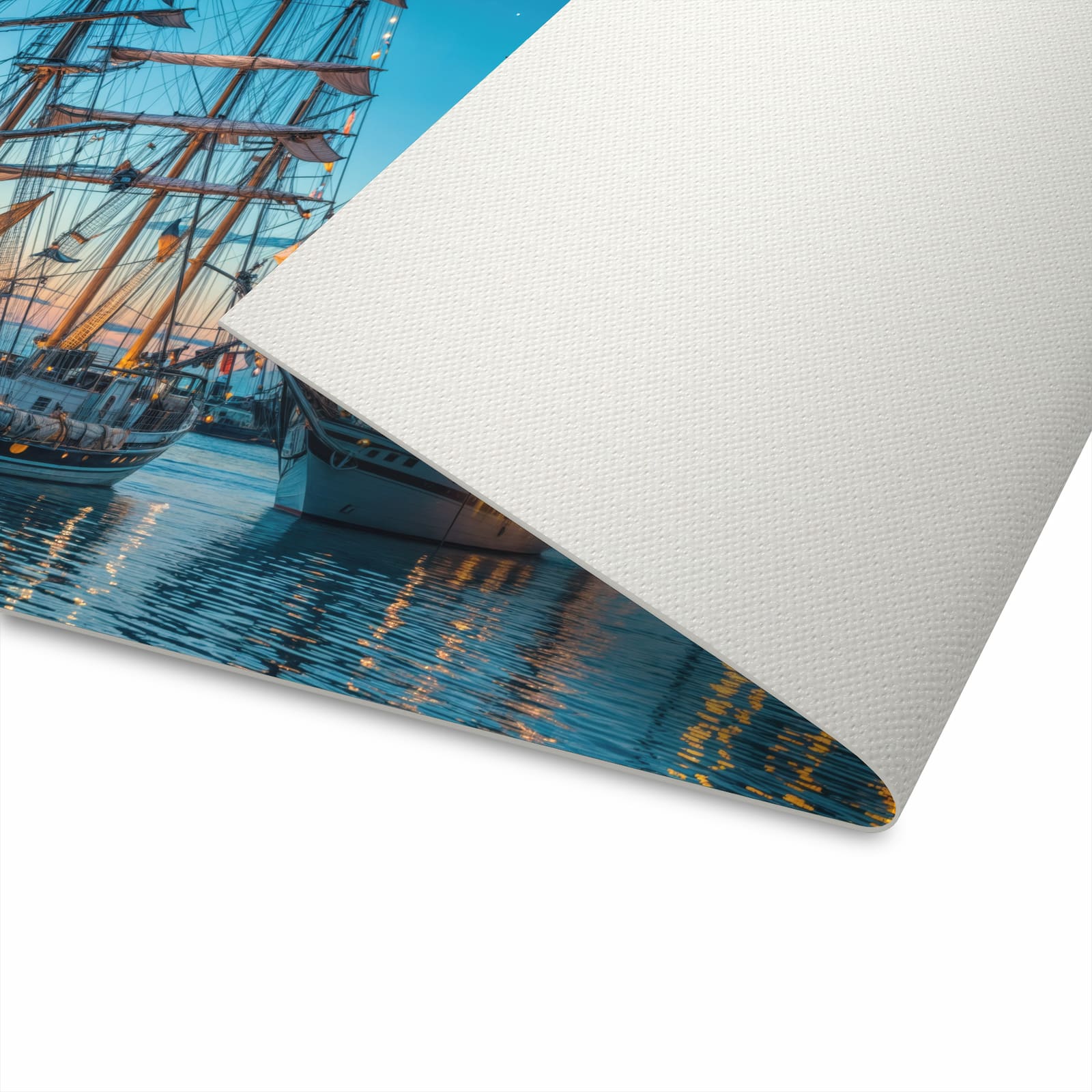 Flacher Küchenteppich mit Motiv Schiffe im Hafen in der Unterseite