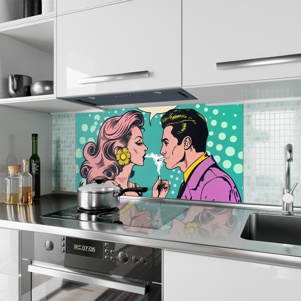 Küchenrückwand aus Glas Paar mit Sprechblase im Hochformat als Spritzschutz hinter dem Kochfeld, über dem Fliesenspiegel montiert
