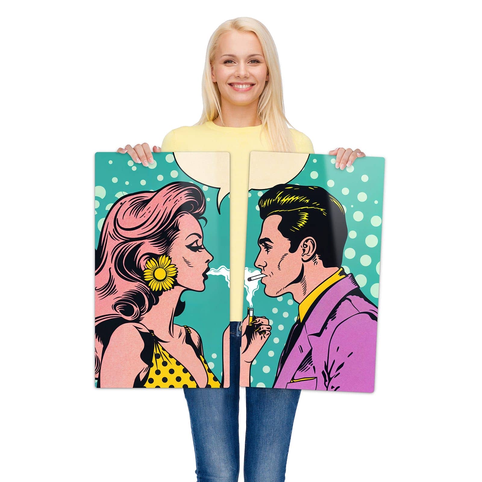2-teilige Herdabdeckplatte aus Glas mit Retro Pop Art Duo-Motiv wird zur Größendarstellung gehalten