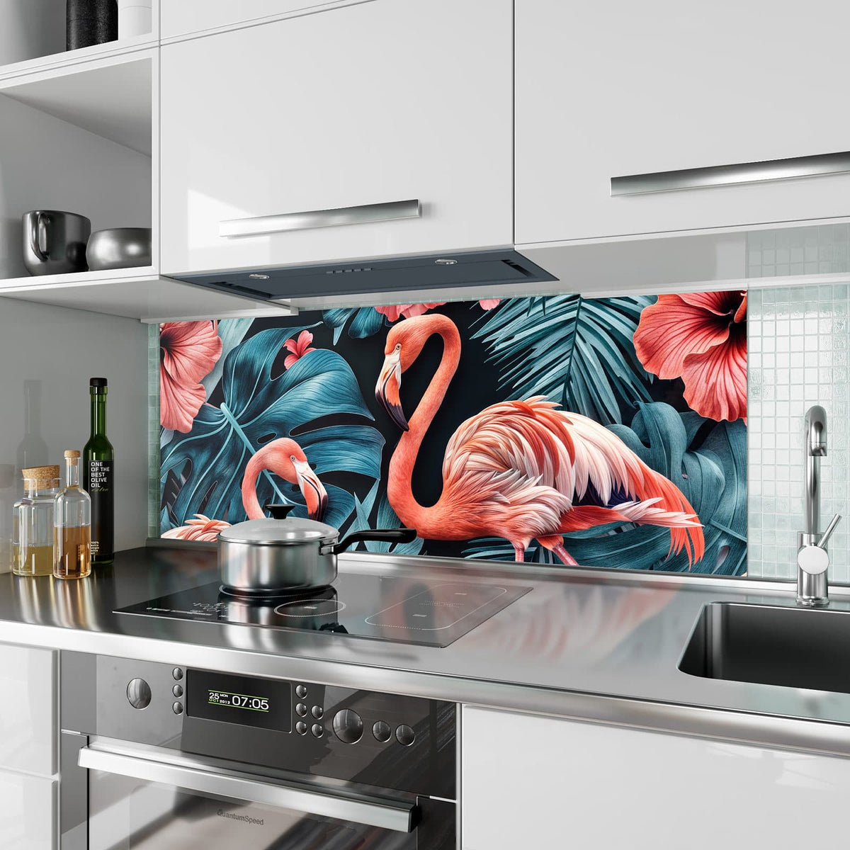 Küchenrückwand aus Glas Flamingo und Hibiskus im Hochformat als Spritzschutz hinter dem Kochfeld, über dem Fliesenspiegel montiert