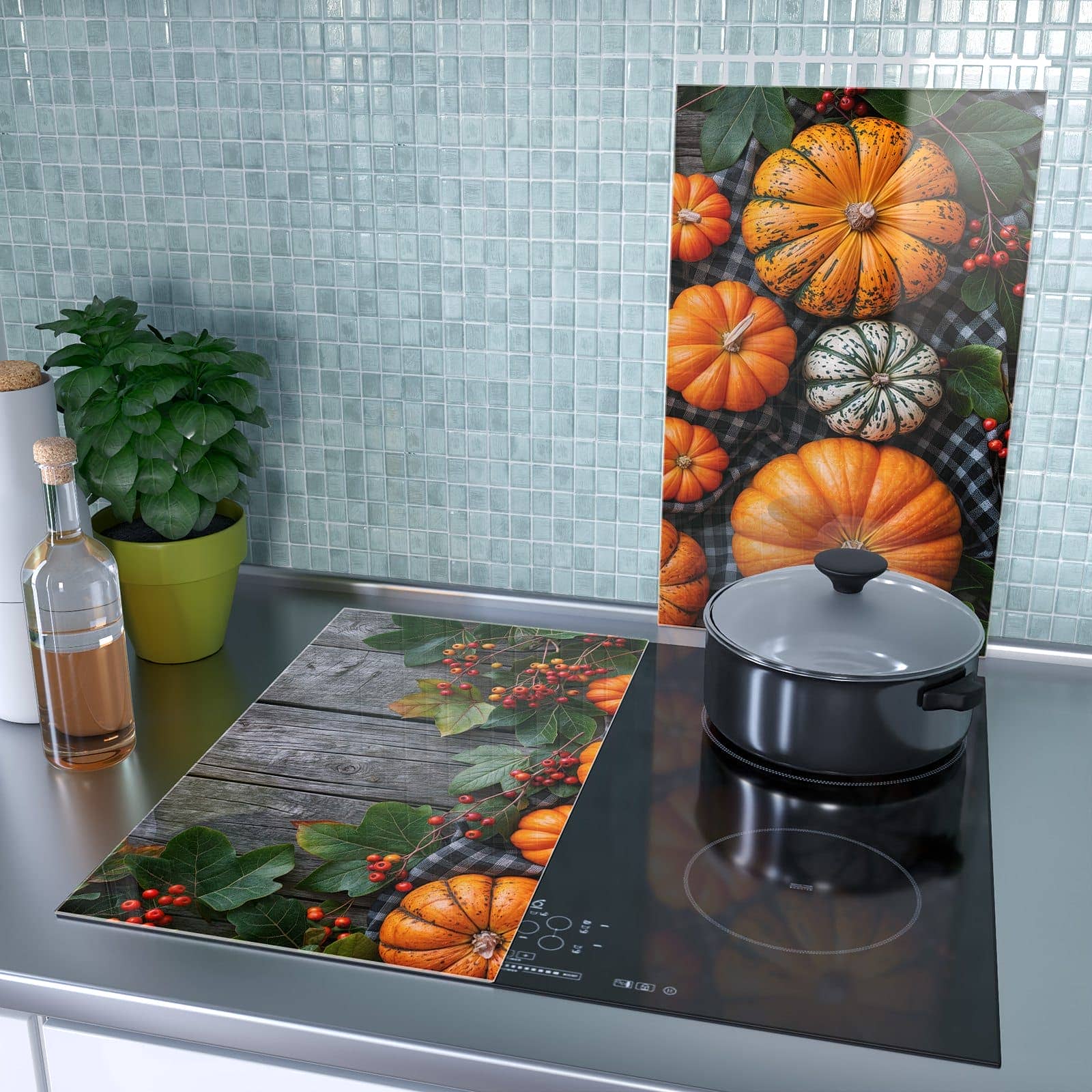 2-teilige Herdabdeckplatte mit Herbstlicher Kürbis-Motiv als Spritzschutz hinter dem Kochfeld